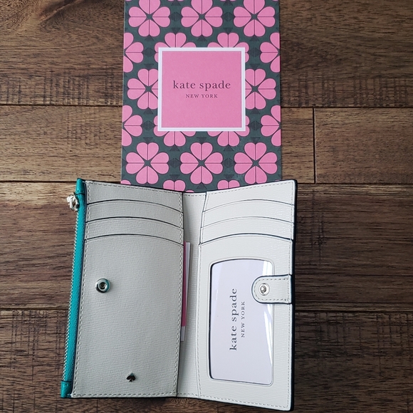 NWT Kate Spade spencer bifold wallet green - Picture 4 of 5